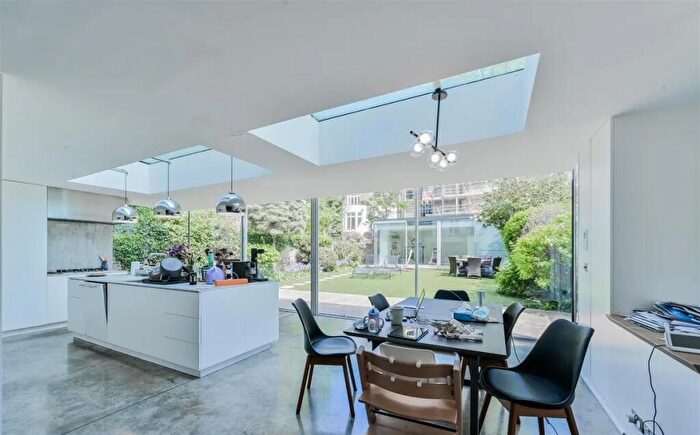 4 Bedroom Maisonette To Rent In Lancaster Grove, Belsize Park, NW3