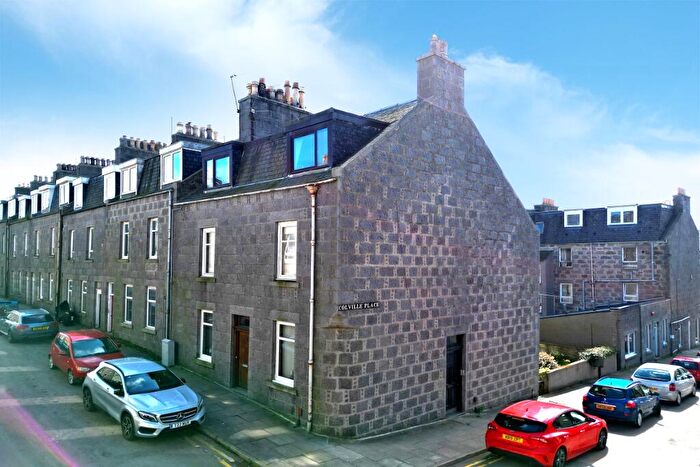 2 Bedroom Flat To Rent In Colville Place, Aberdeen, AB24