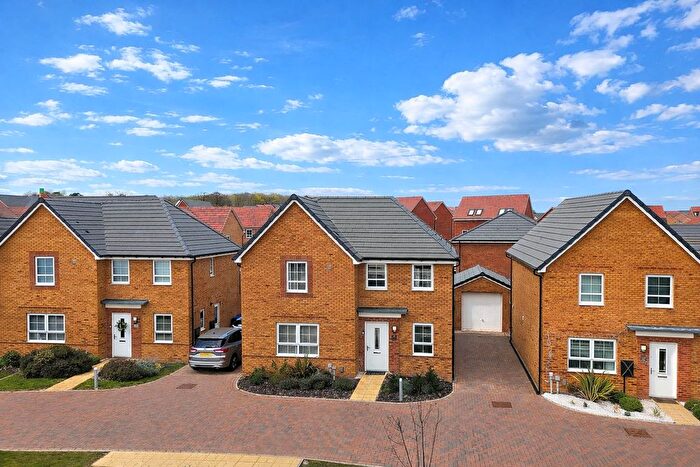 4 Bedroom Detached House For Sale In Nova Close, Overstone, Northampton, NN6