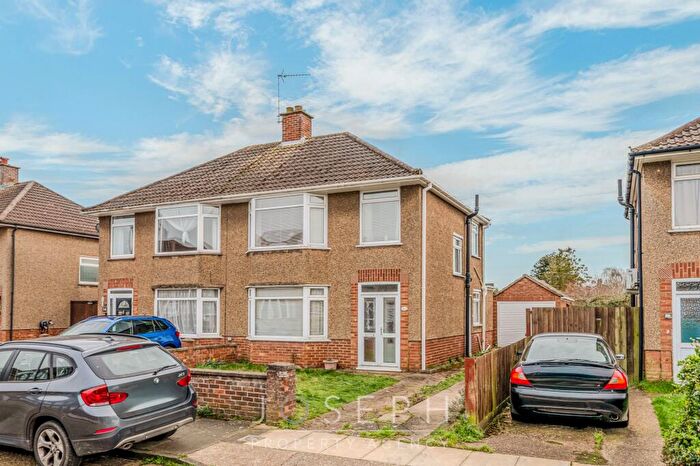 3 Bedroom Semi Detached House For Sale In Tasmania Road, Ipswich, IP4