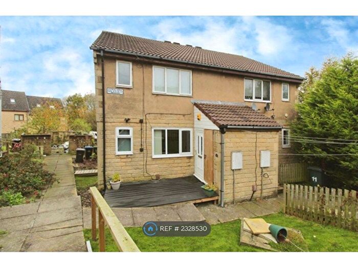 1 Bedroom Flat To Rent In Astral View, Bradford, BD6
