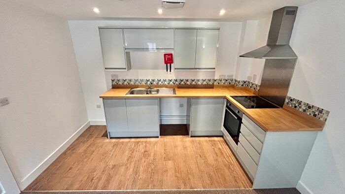 1 Bedroom Flat To Rent In Kingston Road, Taunton, TA2