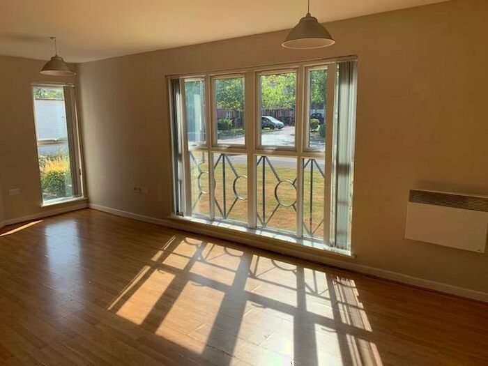 2 Bedroom Apartment To Rent In Golders Green, Liverpool, L7