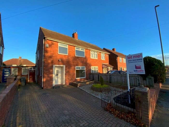 3 Bedroom Semi-Detached House To Rent In Norham Road North, North Shields., NE29