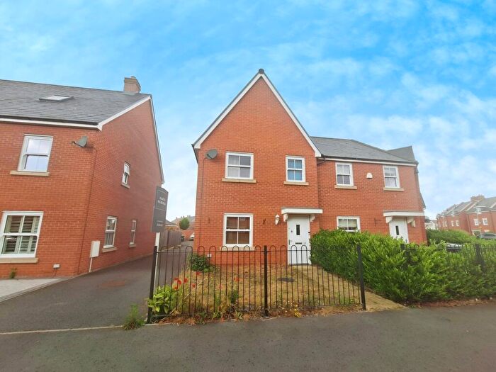 3 Bedroom Semi-Detached House For Sale In Venus Avenue, Biggleswade, SG18