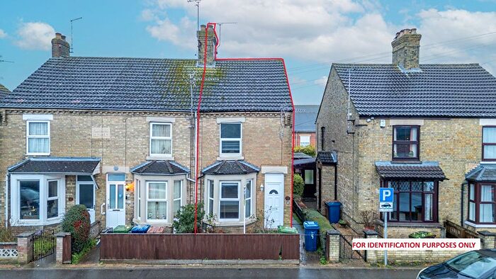 2 Bedroom End Of Terrace House For Sale In Darthill Road, March, Cambridgeshire, PE15