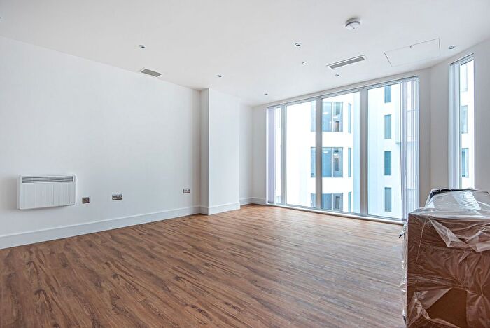 2 Bedroom Flat To Rent In Westgate, London, W5