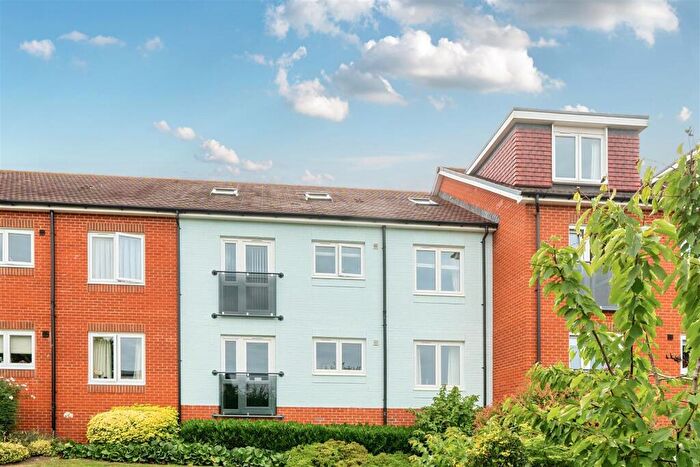 1 Bedroom Retirement Property To Rent In Knights Lodge, Lymington, SO41