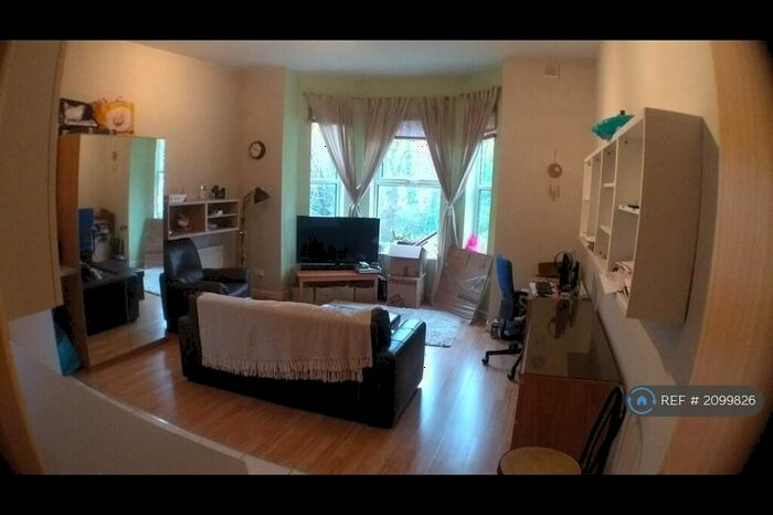 1 Bedroom Flat To Rent In Manley Road, Manchester, M16