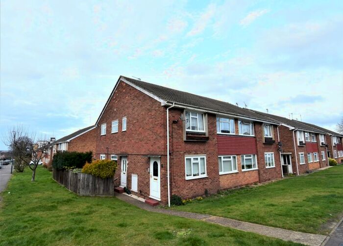 2 Bedroom Flat To Rent In Granville Road Sidcup, DA14