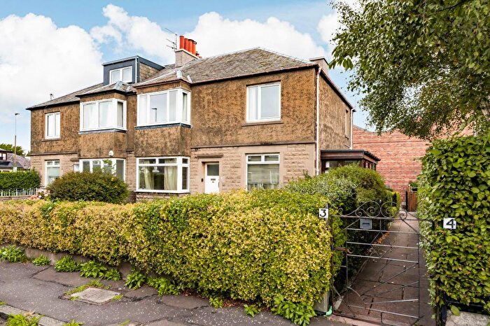2 Bedroom Flat For Sale In Stevenson Grove, Edinburgh, EH11