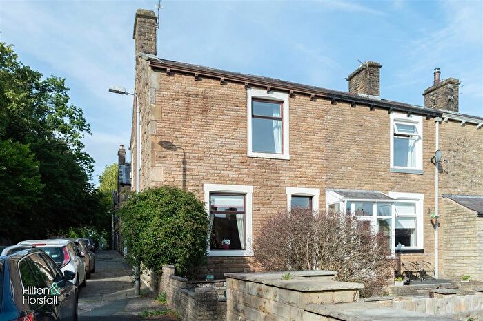 3 Bedroom End Terrace House For Sale In Bedford Street, Barrowford, BB9