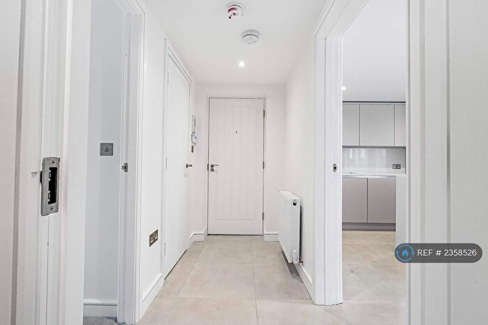 1 Bedroom Flat To Rent In Marple Bank Apartments, Marple, SK6