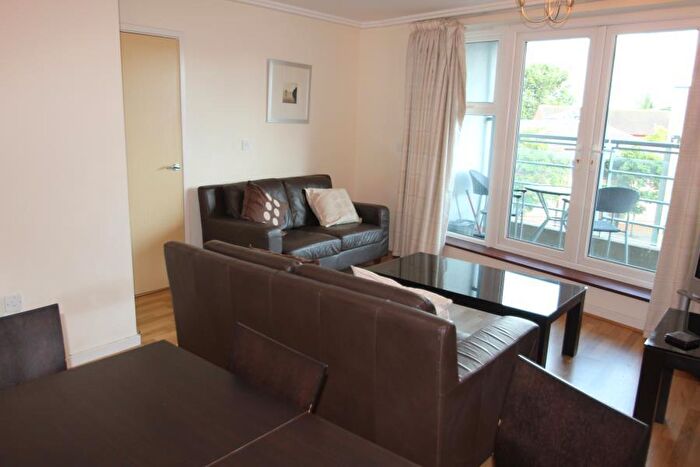 2 Bedroom Apartment To Rent In Woking, Surrey, GU22