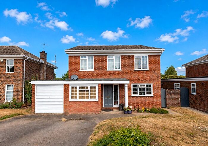 4 Bedroom Detached House For Sale In Churt, Farnham, Surrey, GU10