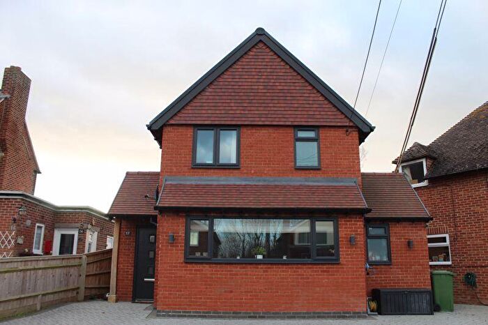 2 Bedroom Detached House To Rent In Village Location, OX11