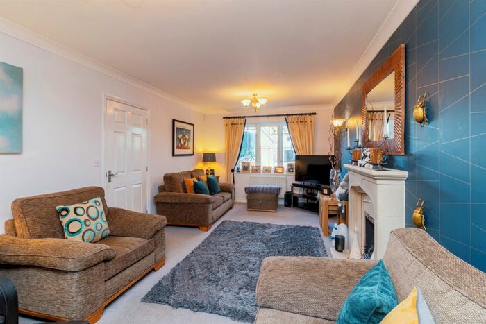 4 Bedroom Detached House For Sale In The Rickyard, Marston Moretaine, Bedford, MK43