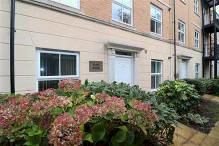 2 Bedroom Flat To Rent In Central Brentwood, CM14