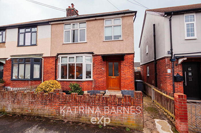 4 Bedroom Semi Detached House For Sale In Harold Road, Braintree, CM7