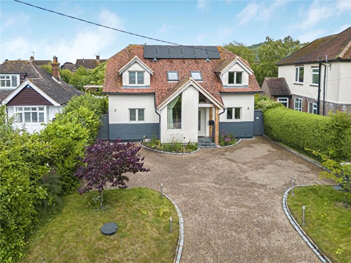 3 Bedroom Detached House For Sale In Church Lane, Chinnor, OX39
