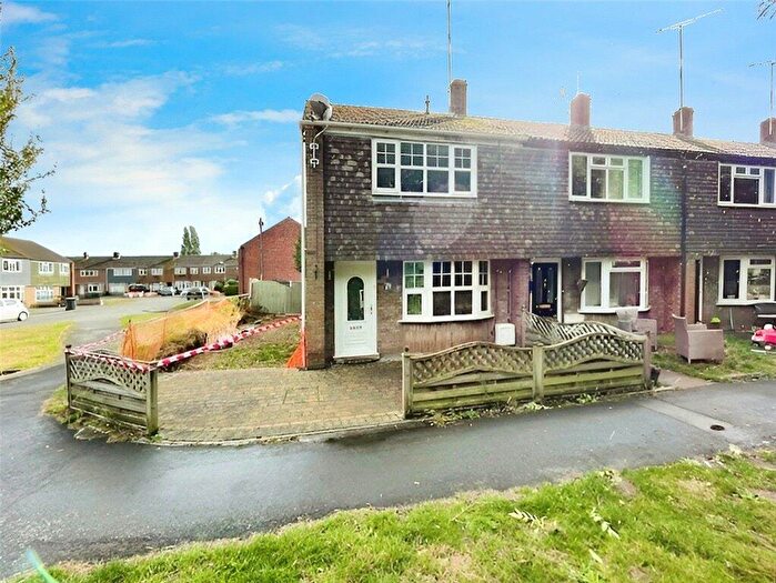 2 Bedroom End Of Terrace House For Sale In Handley Close, Ryton On Dunsmore, Coventry, CV8