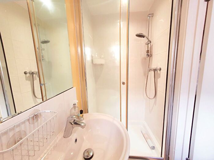 Studio To Rent In Fairlea Road, Emsworth, Hampshire, PO10
