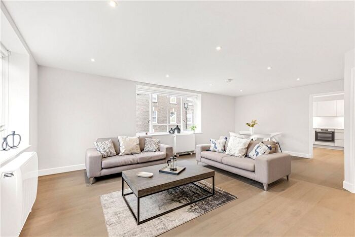 2 Bedroom Flat To Rent In Weymouth Street, Marylebone, London, W1G