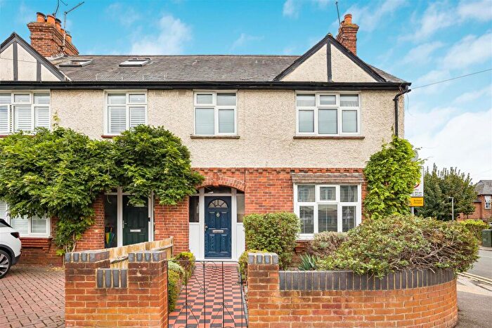 3 Bedroom End Of Terrace House For Sale In Wolsey Road, Caversham, Reading, RG4