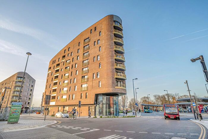 2 Bedroom Flat To Rent In Medway Street Chatham, ME4