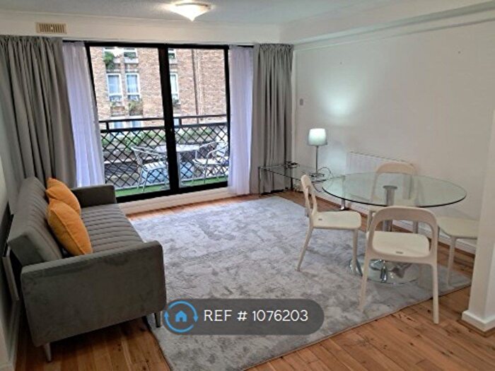 1 Bedroom Flat To Rent In Waterloo Gardens, London, N1