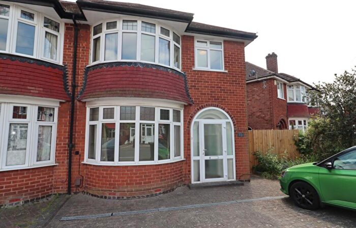 3 Bedroom Semi-Detached House To Rent In Oaklands Avenue, Loughborough, LE11