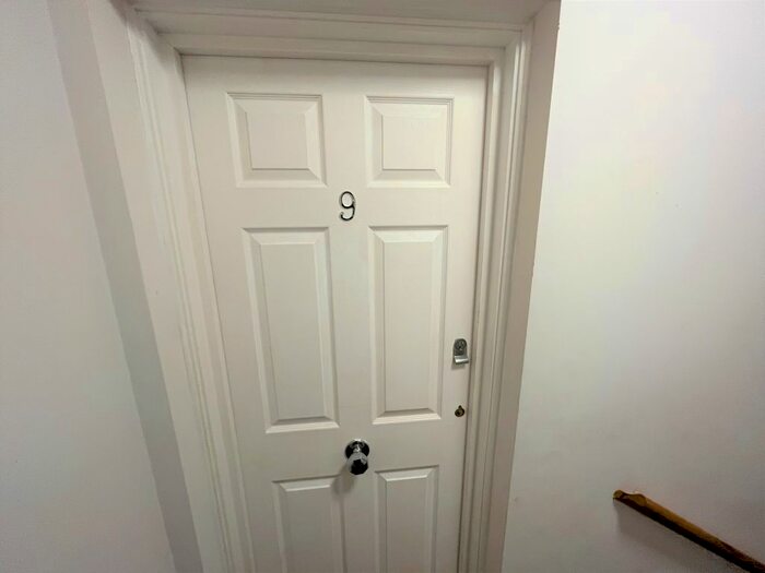 1 Bedroom Flat To Rent In London Road, Westcliff On Sea, SS0