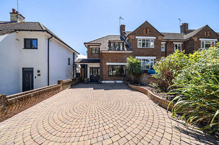 5 Bedroom End Of Terrace House For Sale In Watling Street, Bexleyheath, DA6