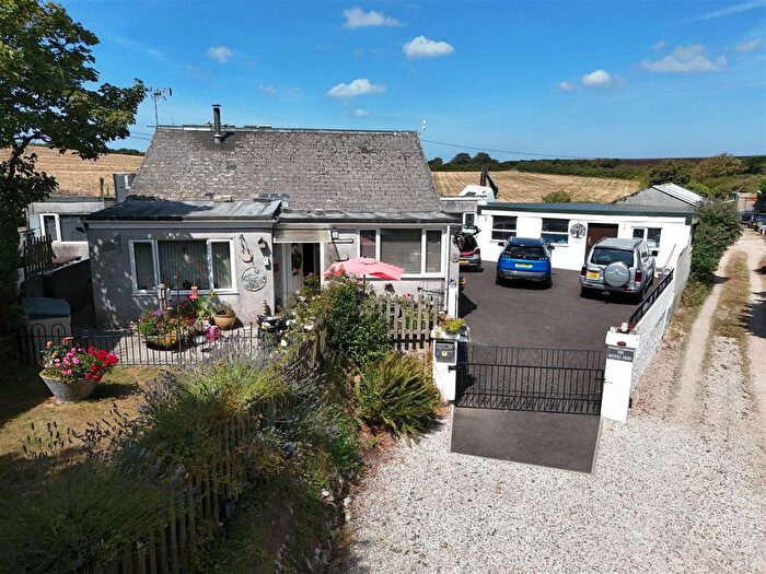 2 Bedroom Flat To Rent In Rejerrah, Newquay, TR8