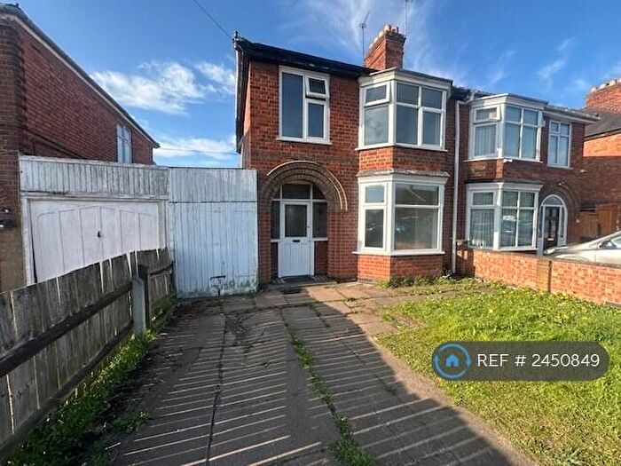 3 Bedroom Semi-Detached House To Rent In Beaumont Leys Lane, Leicester, LE4