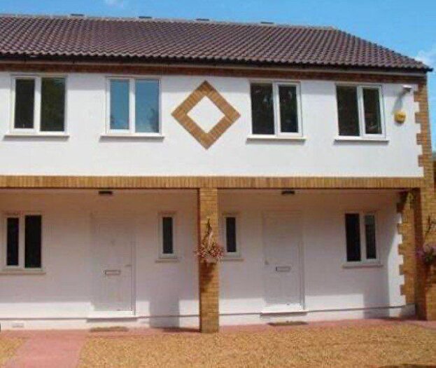 6 Bedroom Property To Rent In Kingsway, Enfield, EN3