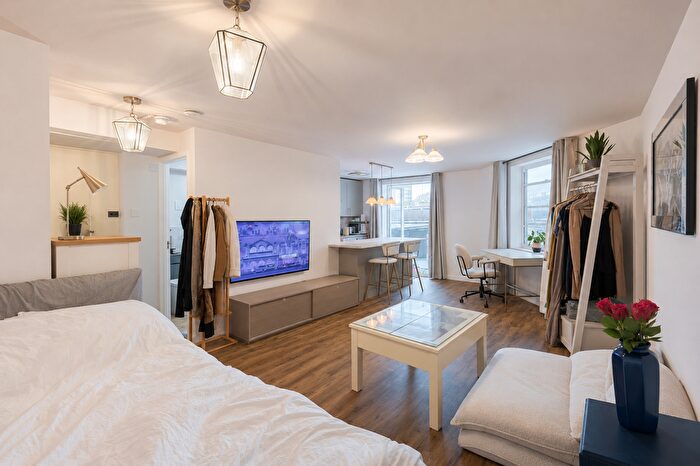 Studio To Rent In Orsett Terrace, London, W2