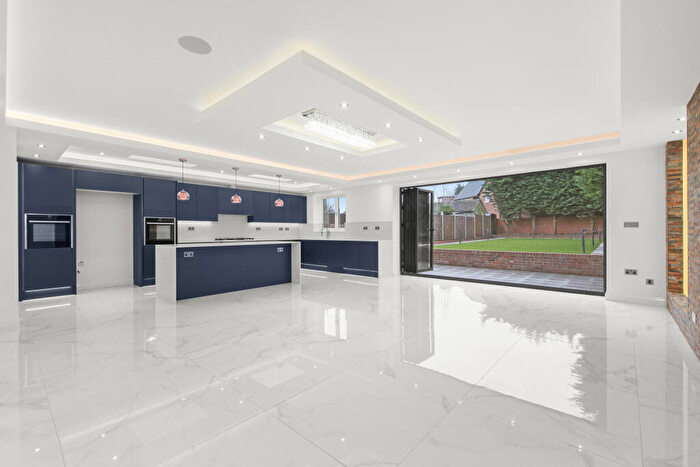 5 Bedroom Detached House For Sale In Sudbury Court Drive, HA1