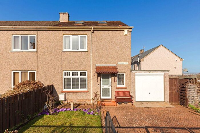 2 Bedroom Property For Sale In Pentland View, Currie, Edinburgh, EH14