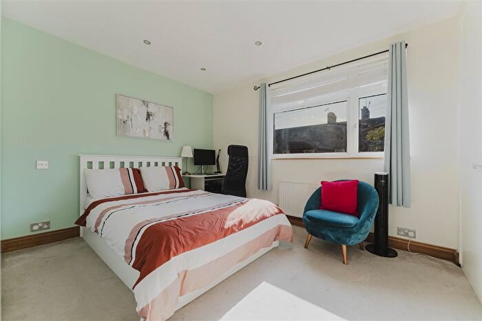 3 Bedroom End Terrace House For Sale In Bordars Road, London, W7