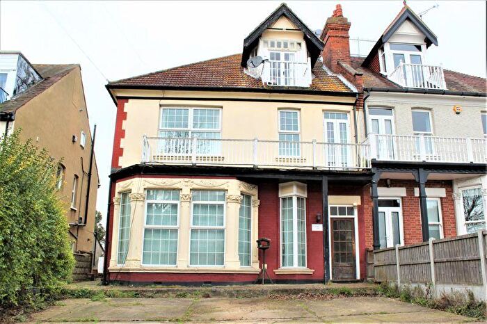 1 Bedroom Flat To Rent In Cossington Road, Westcliff-On-Sea, SS0