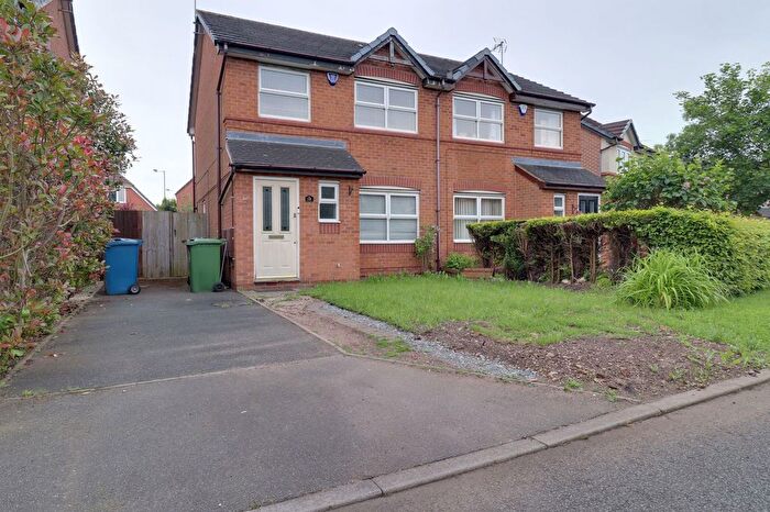 3 Bedroom Semi-detached House To Rent In Washington Drive, Stafford, ST17