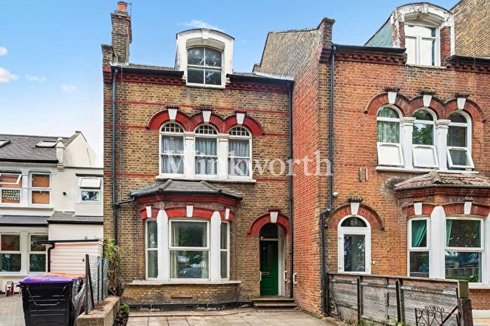 5 Bedroom Terraced House For Sale In Willoughby Road, London, N8