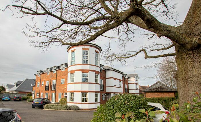 2 Bedroom Flat To Rent In Monkey Island Court, Monkey Island Lane, Bray, SL6
