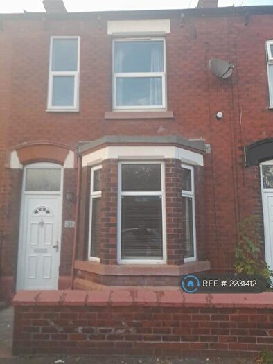 3 Bedroom Terraced House To Rent In Talbot Road, Hyde, SK14