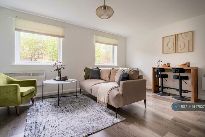 2 Bedroom Flat To Rent In Hemel Hempstead, Hemel Hempstead, HP2