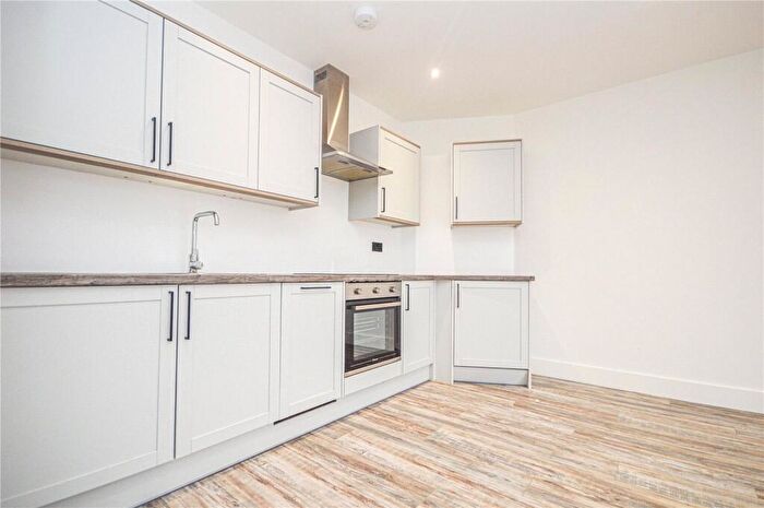 1 Bedroom Apartment To Rent In Kingsbridge Point, Town Centre, Swindon, SN1