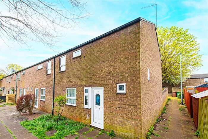 3 Bedroom Property To Rent In Robin Lane, Wellingborough, NN8