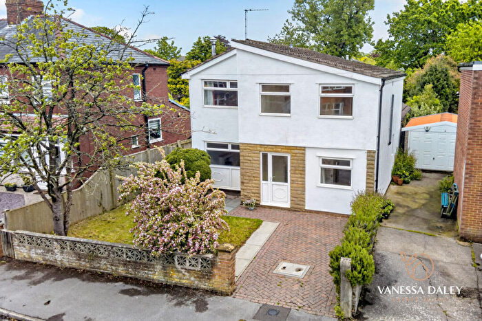 4 Bedroom Detached House For Sale In Jepps Avenue, Preston, PR3