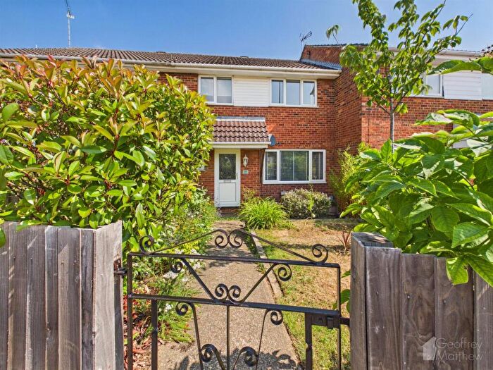 3 Bedroom Terraced House For Sale In Hertford Road, Stevenage, SG2